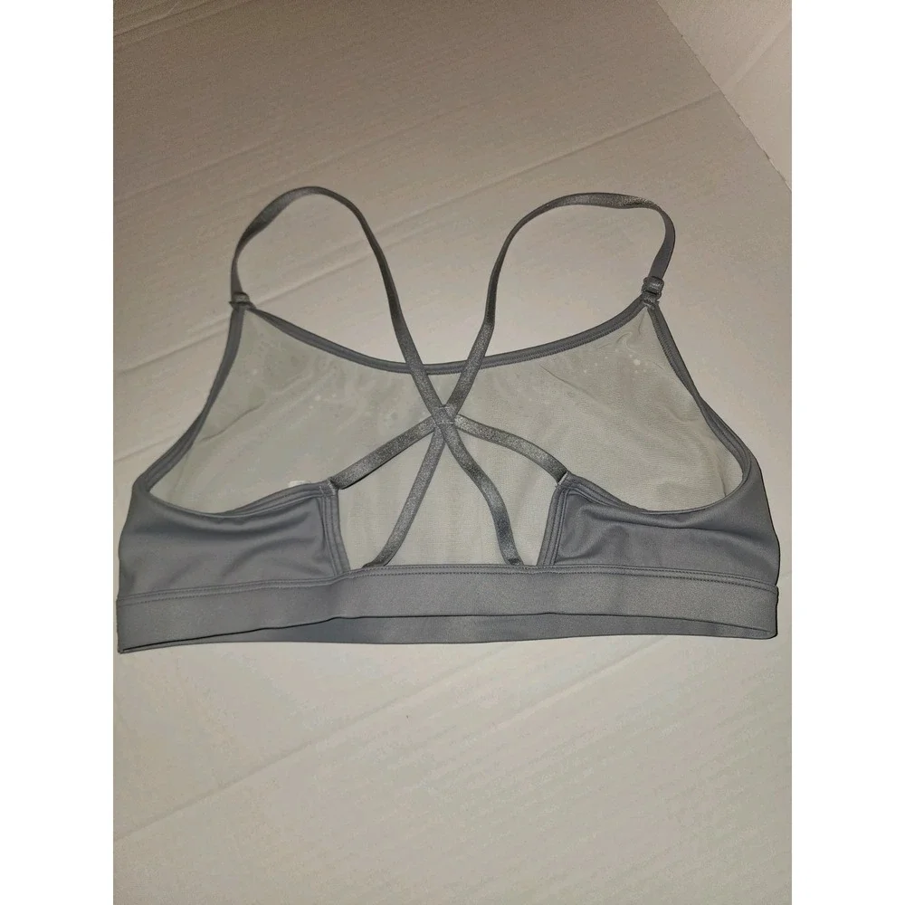 Victoria Sport Women's Strapy Sports Bra Size Large Gray